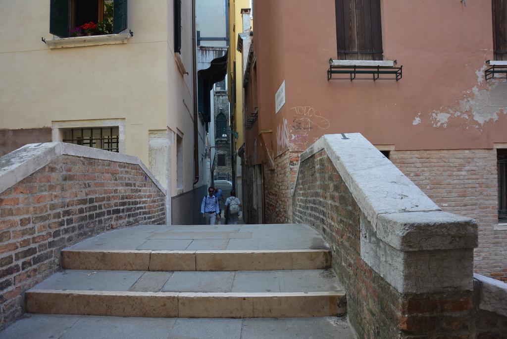 San Marco Design Suites Venice Exterior photo