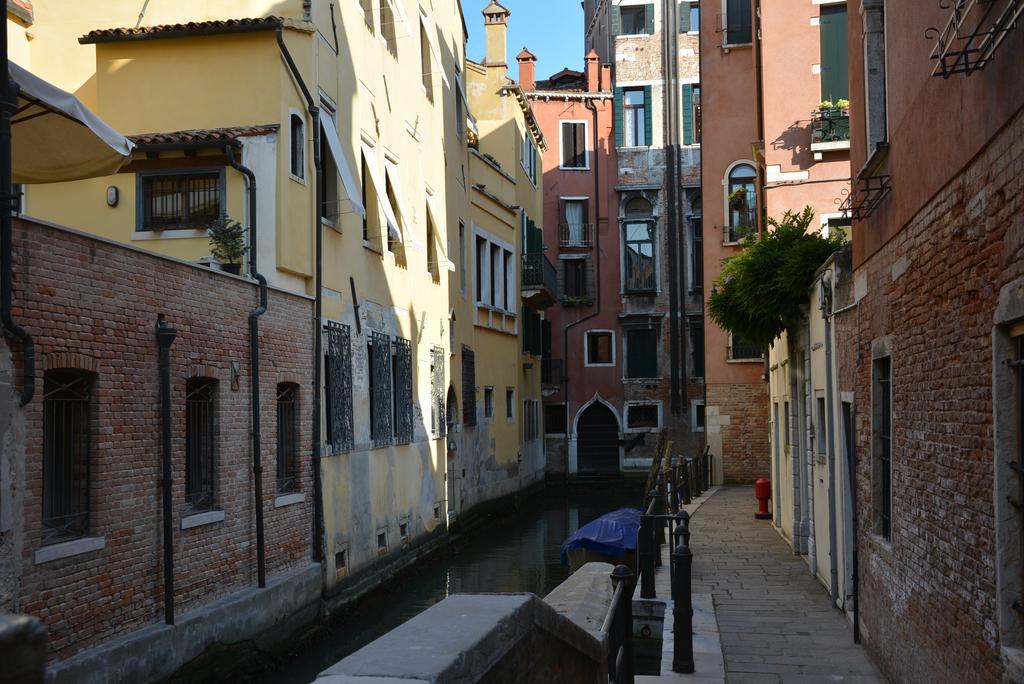 San Marco Design Suites Venice Exterior photo